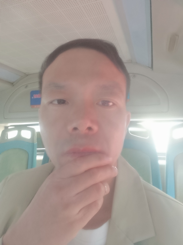 青盘的第一张照片--新化交友中心